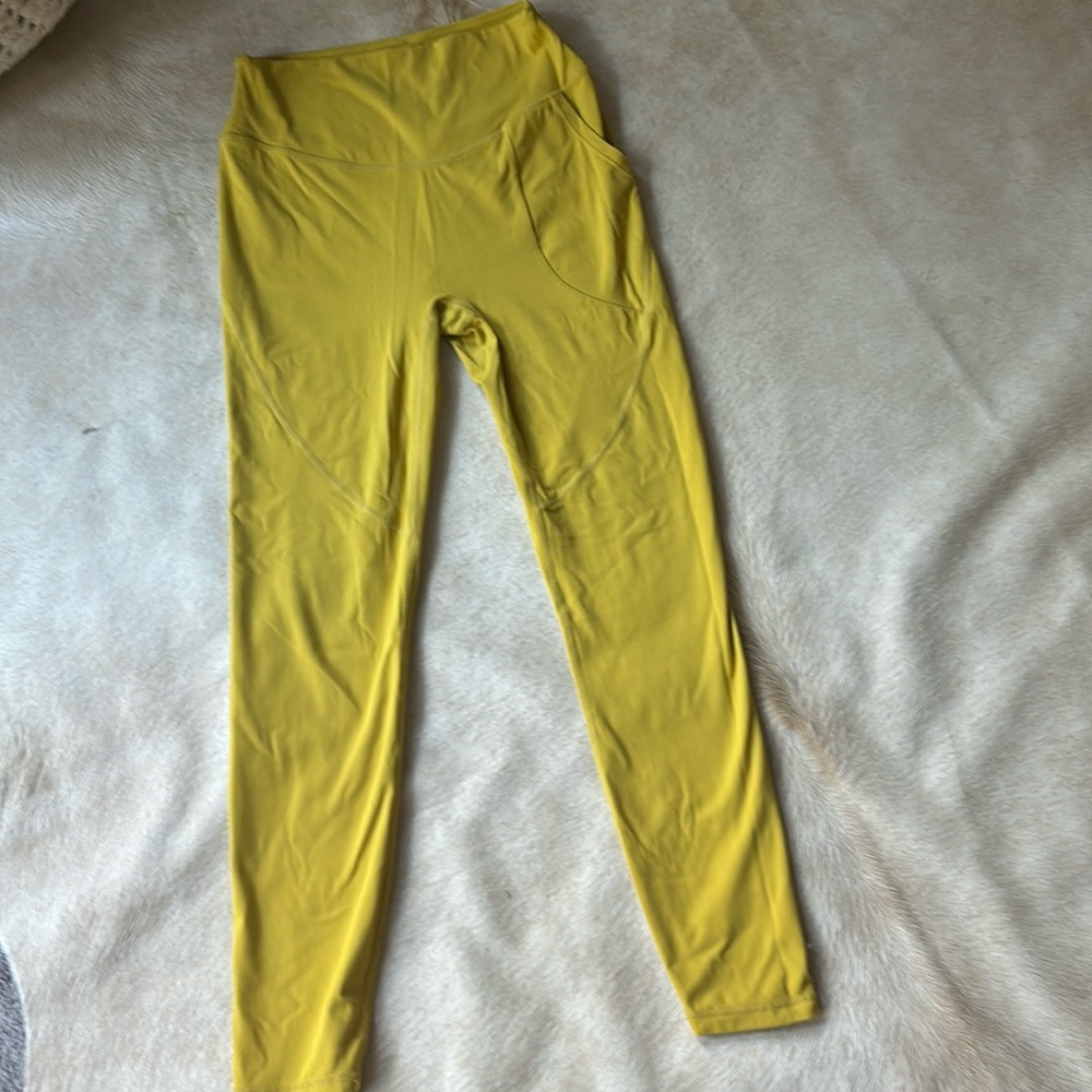 ILUS Yellow Tights / Leggings